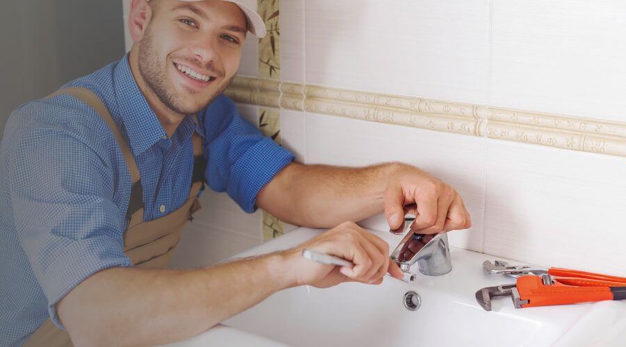 Professional clogged drains services in Mathews, AL